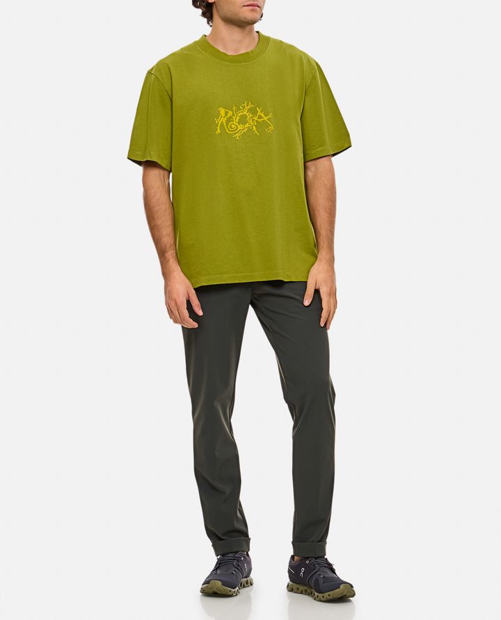 Roa T-SHIRT CON GRAFICA Promozione Limitata
