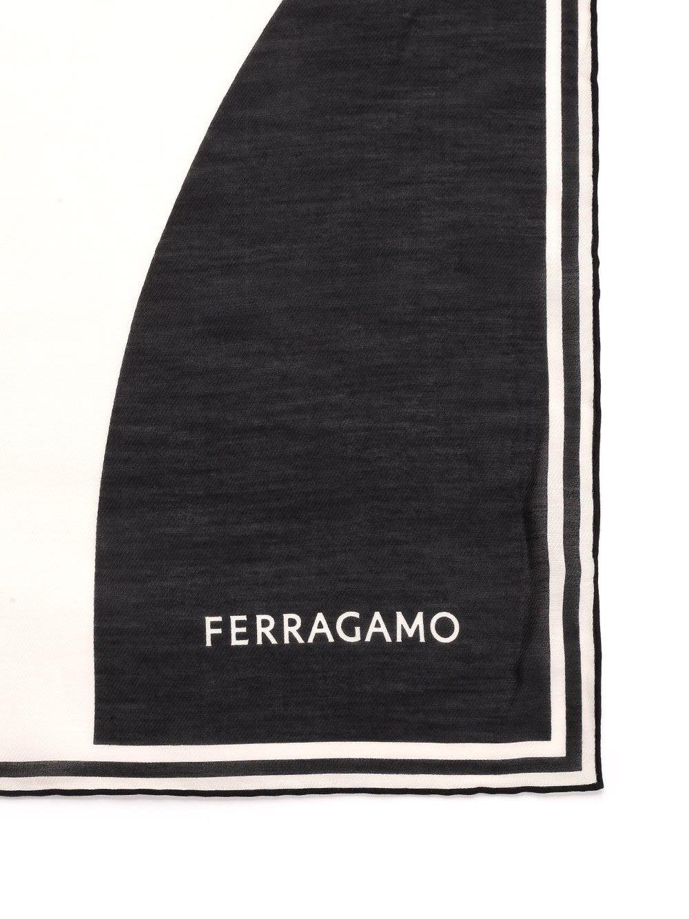 Al Duca D'Aosta Ferragamo Scialle con stampa Pezzi Unici