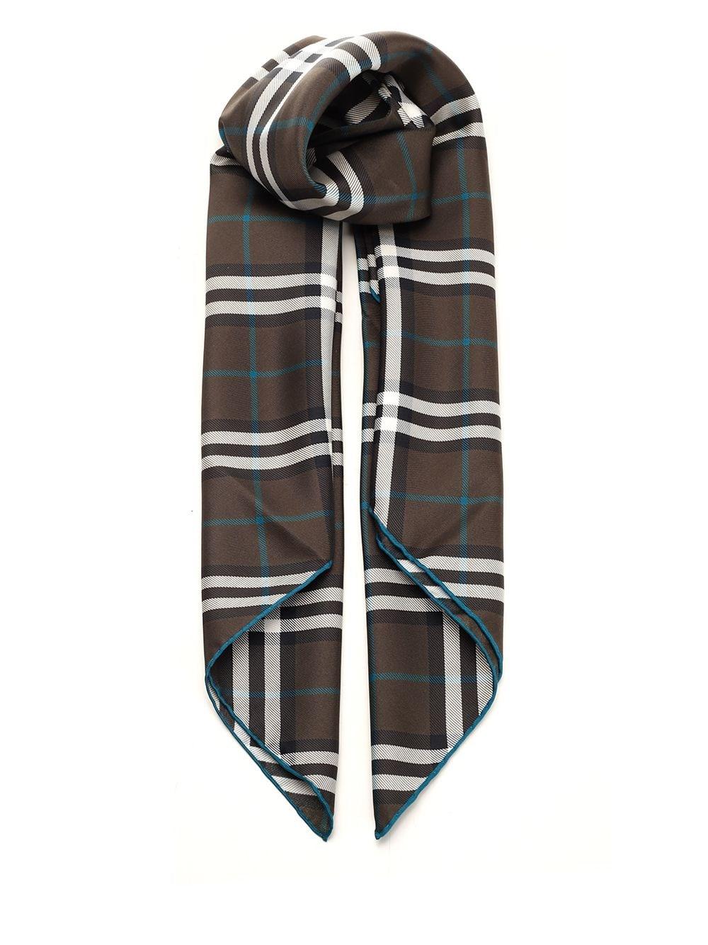 Al Duca D'Aosta Burberry Foulard in seta Check Only for today