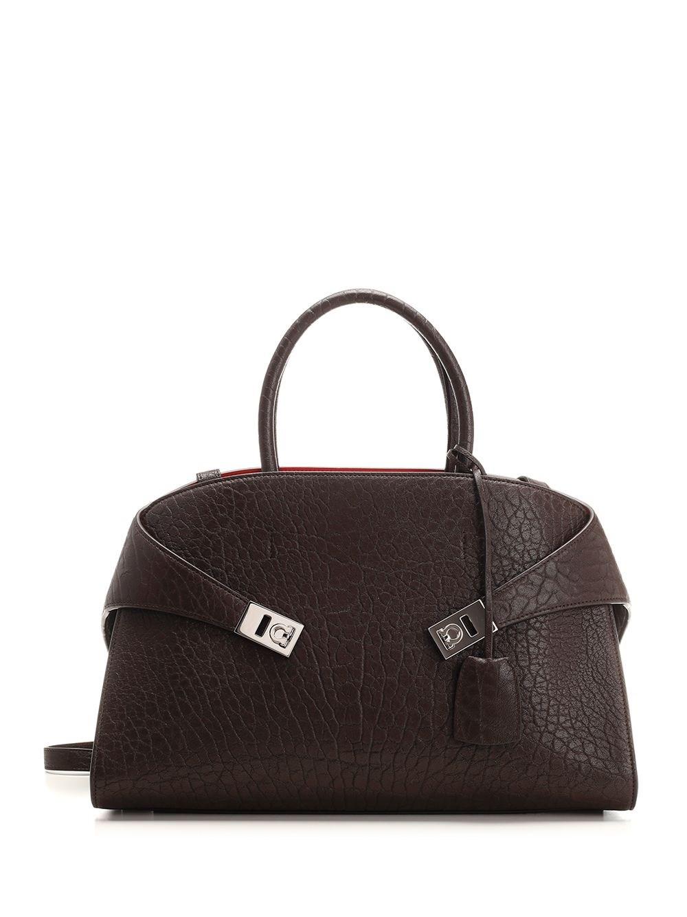 Al Duca D'Aosta Ferragamo Tote "Hug M" 50% di sconto con spedizione gratuita