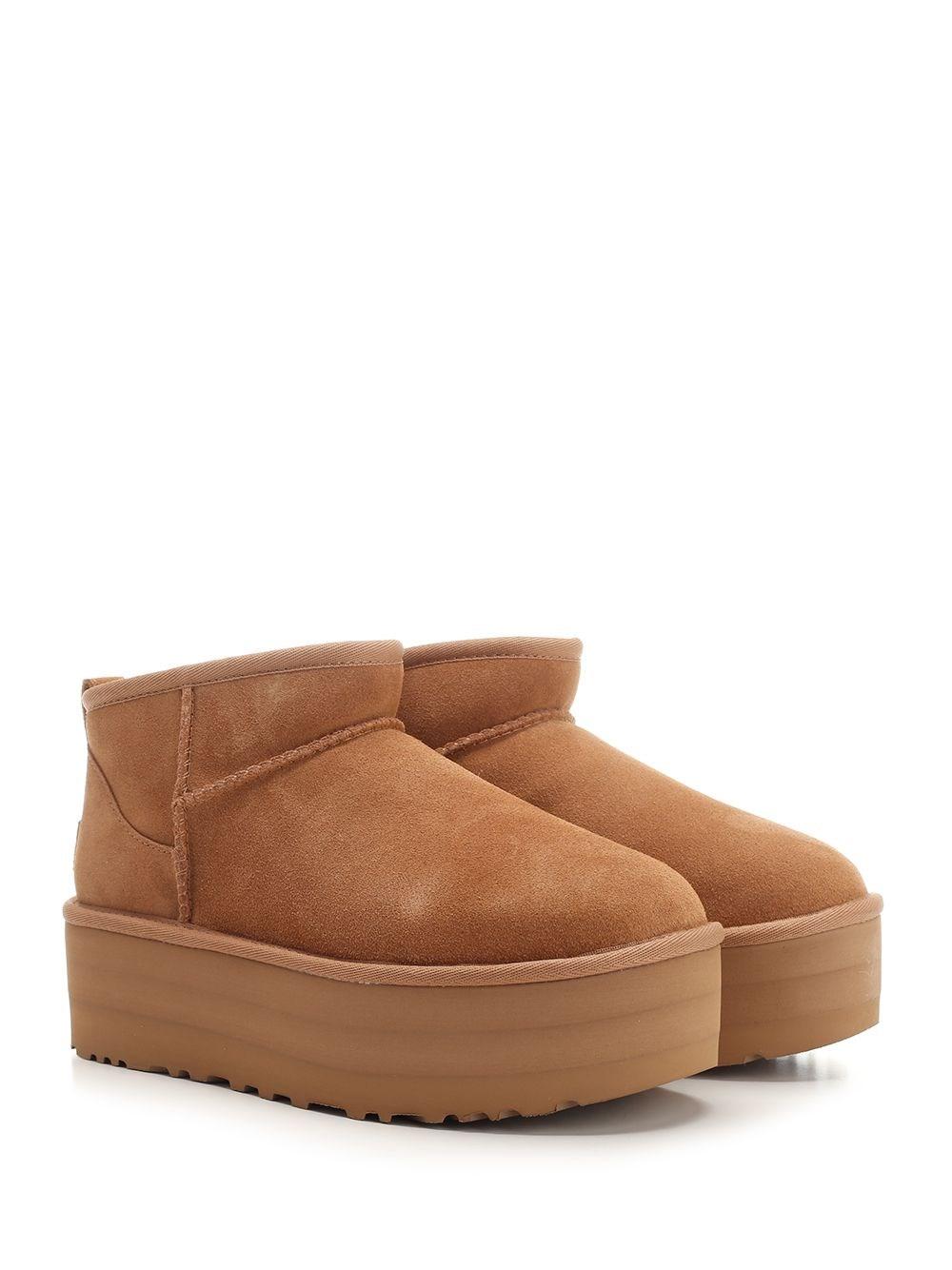 Al Duca D'Aosta Ugg Stivaletto "Classic Ultra Mini" Fino al 60% di sconto