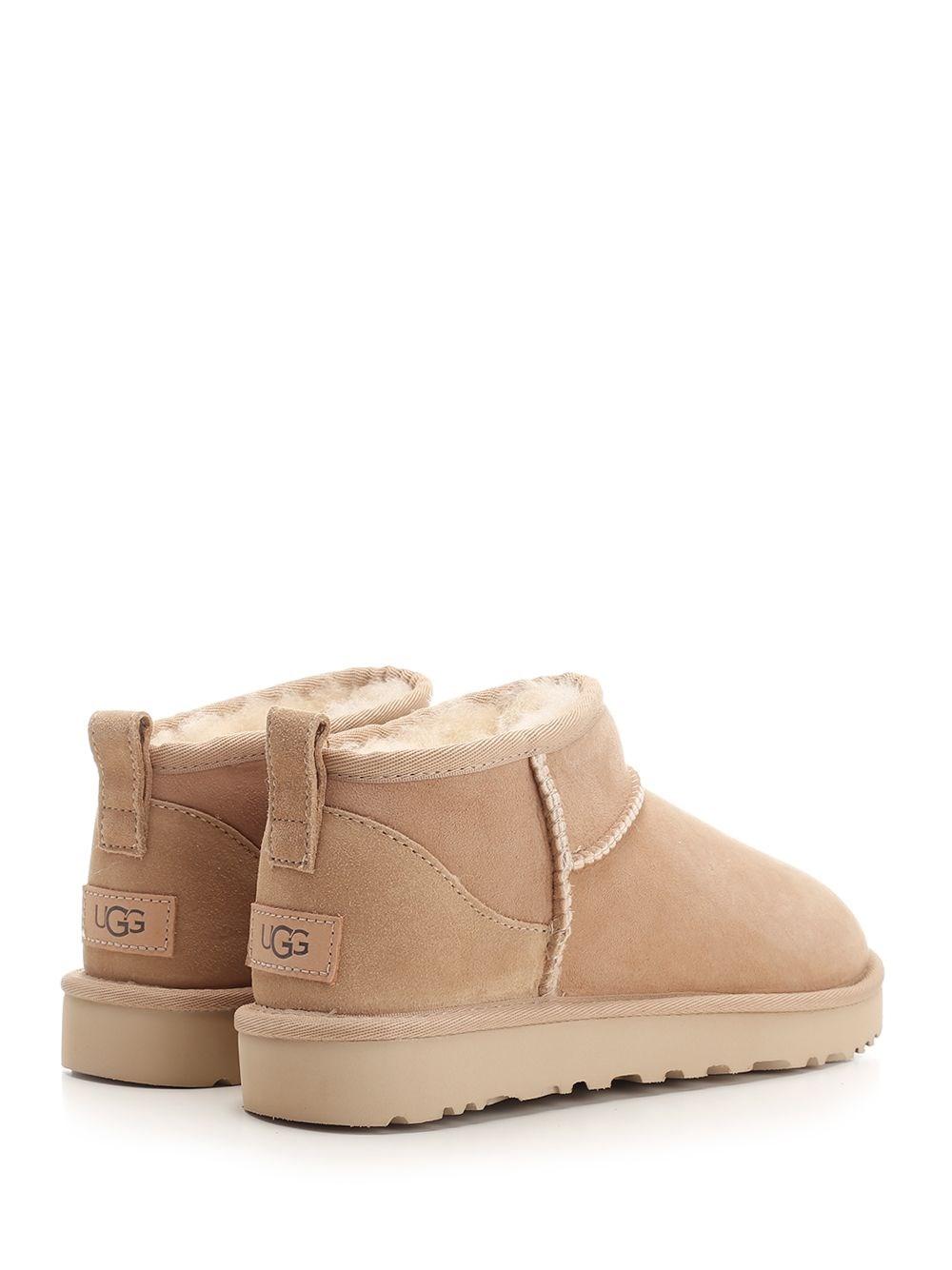 Al Duca D'Aosta Ugg Stivaletti "Classic Ultra Mini" Negozio